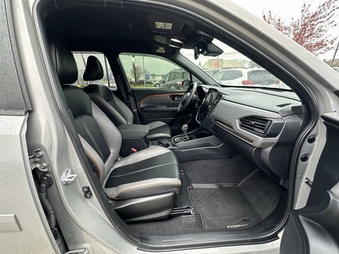 Used 2025 Subaru Forester Sport w/ Popular Package #2 image 8