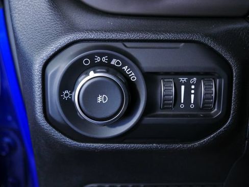 Used 2020 Jeep Wrangler Unlimited Sport S AWD/4WD image 18