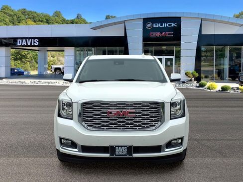 Used 2018 GMC Yukon Denali w/ Open Road Package AWD/4WD image 2