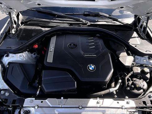 Used 2022 BMW 330i xDrive Sedan w/ M Sport Package image 13