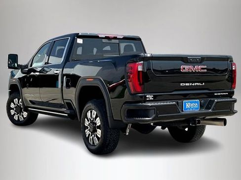 Used 2025 GMC Sierra 3500 Denali w/ Denali Reserve Package AWD/4WD image 4