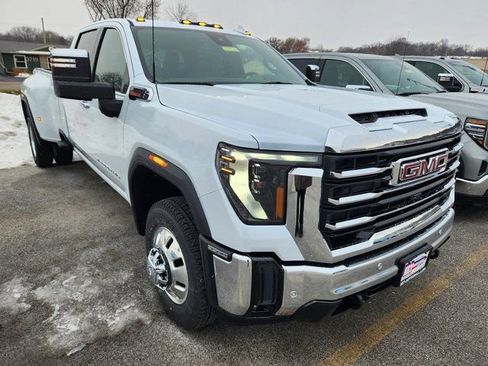 New 2026 GMC Sierra 3500 SLT AWD/4WD image 1