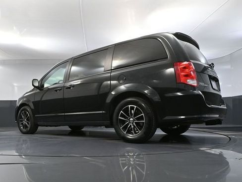 Used 2018 Dodge Grand Caravan GT image 45