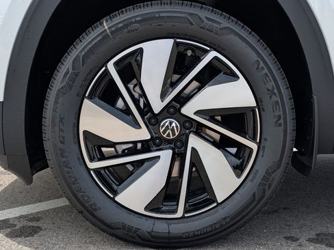 New 2026 Volkswagen Atlas SE AWD/4WD image 4