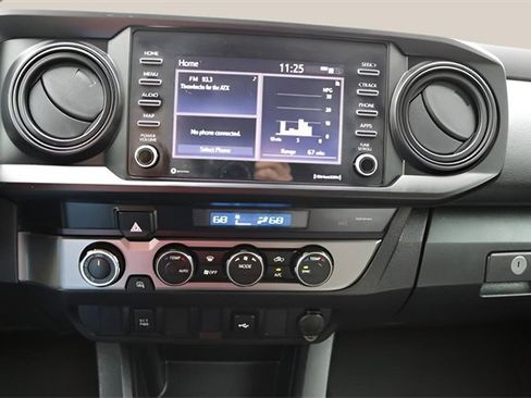 Used 2022 Toyota Tacoma TRD Sport image 20