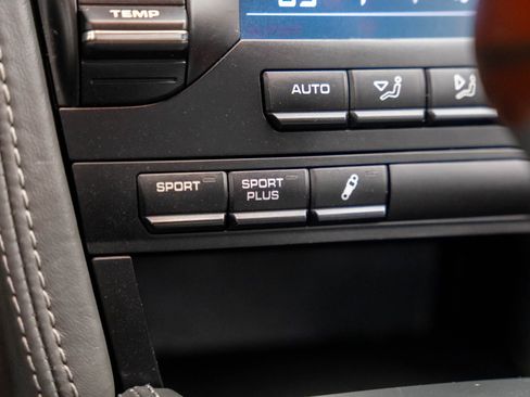 Used 2012 Porsche 911 Carrera S image 22