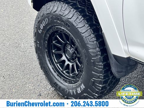 Used 2022 Toyota 4Runner SR5 image 34