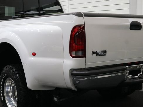 Used 2001 Ford F350 Lariat image 45