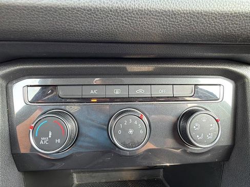 Used 2021 Volkswagen Tiguan S AWD/4WD image 18