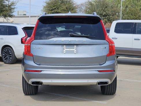Used 2018 Volvo XC90 T6 Momentum w/ Convenience Package image 8