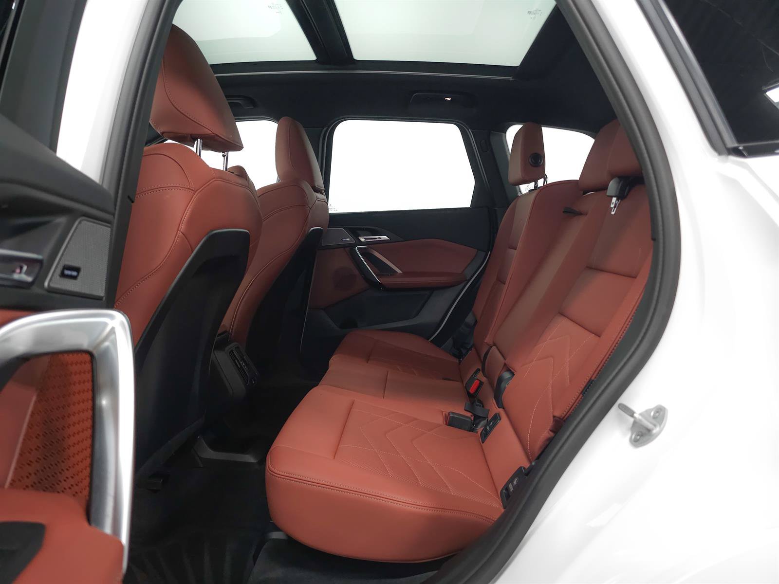 Used 2026 BMW X1 M35i AWD/4WD image 9