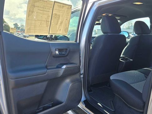 Certified 2023 Toyota Tacoma TRD Off-Road w/ Black Out Package (TMS) image 18