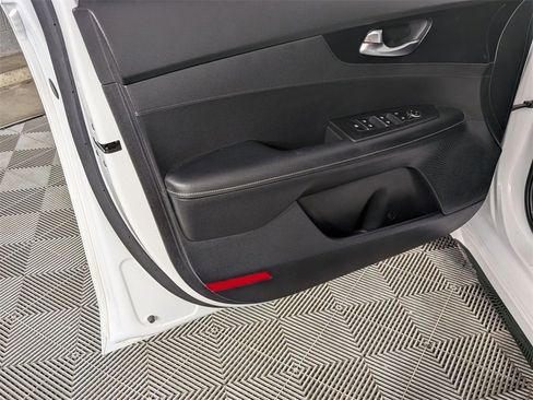 Used 2022 Kia Forte GT-Line w/ GT-Line Technology Package image 13