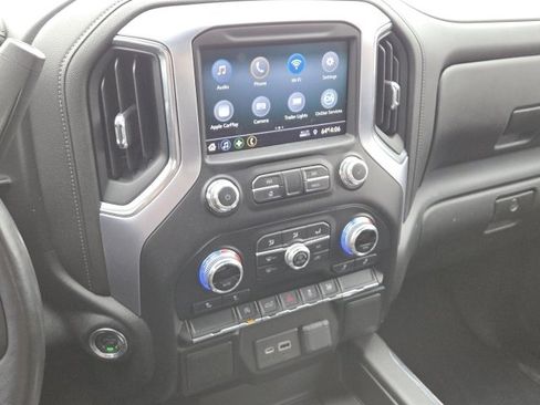 Used 2020 GMC Sierra 1500 Elevation image 17