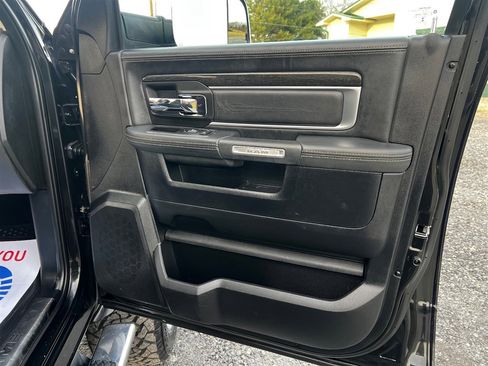 Used 2015 RAM 2500 Limited image 27