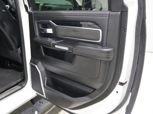 Used 2019 RAM 2500 Laramie AWD/4WD image 18