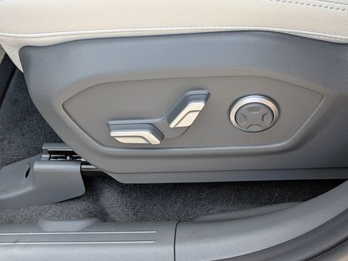 New 2026 Hyundai Santa Fe Limited FWD image 18