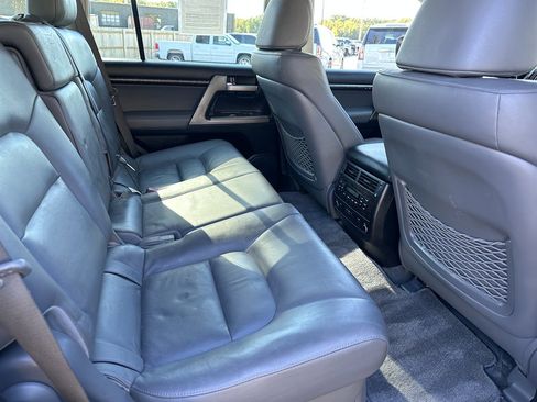 Used 2008 Toyota Land Cruiser image 13