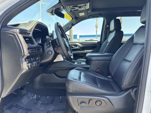 Used 2023 Chevrolet Tahoe Z71 w/ Luxury Package AWD/4WD image 21