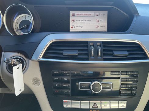 Used 2013 Mercedes-Benz C 300 C 300 Sport 4MATIC AWD 4dr Sed image 31