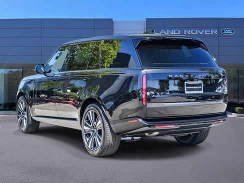 New 2026 Land Rover Range Rover Long Wheelbase SE AWD/4WD image 6