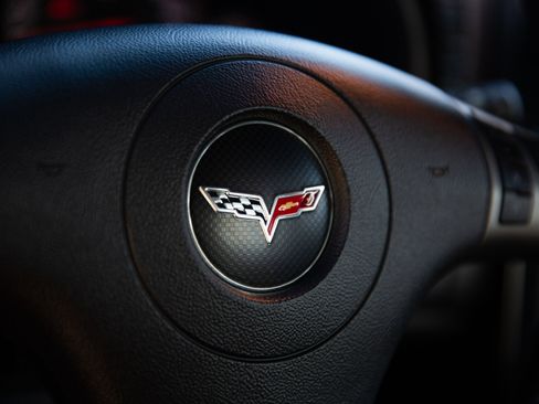 Used 2007 Chevrolet Corvette Z06 w/ Preferred Equipment Group RWD image 36