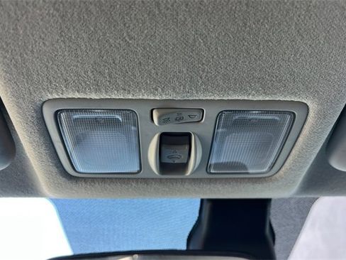 Used 2023 Hyundai Venue SEL image 36