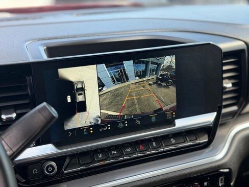 Used 2025 Chevrolet Silverado 2500 High Country w/ Technology Package image 20