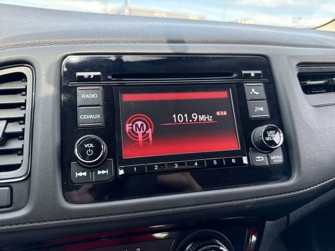 Used 2016 Honda HR-V LX image 14