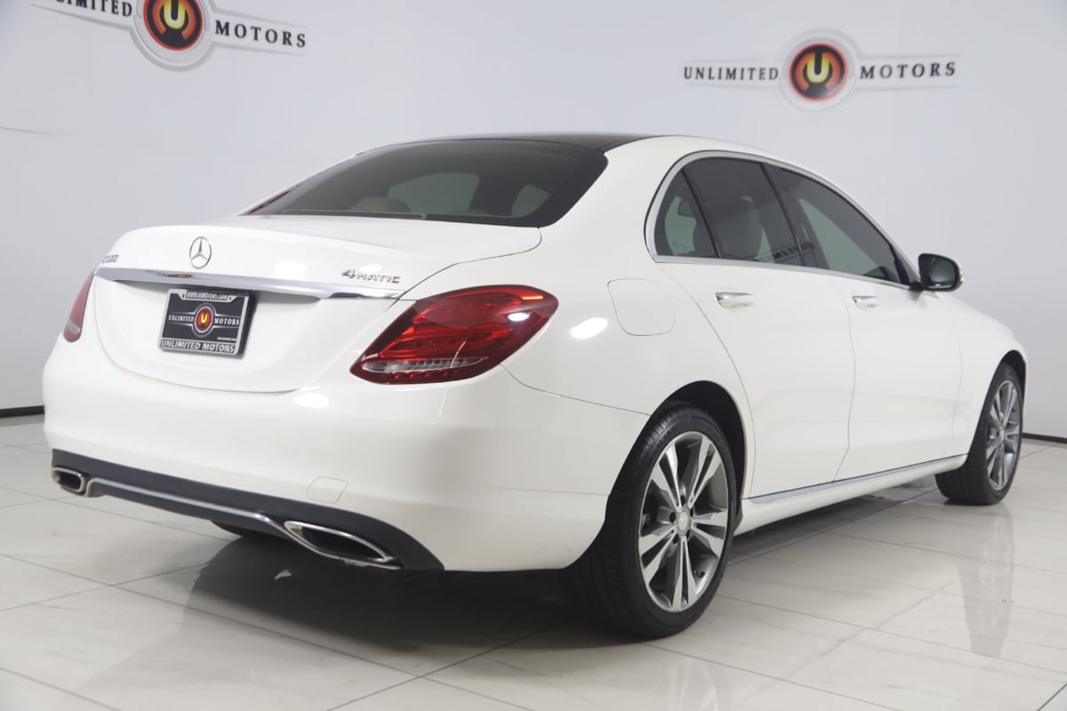 Used 2015 Mercedes-Benz C 300 4MATIC Sedan image 3