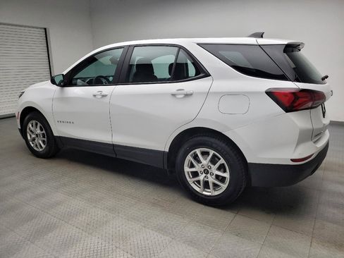 Used 2022 Chevrolet Equinox LS w/ LPO, Floor Liner Package image 3