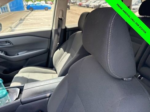 Used 2024 Nissan Rogue S FWD image 14