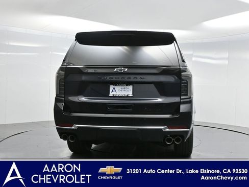 New 2025 Chevrolet Suburban Premier image 28