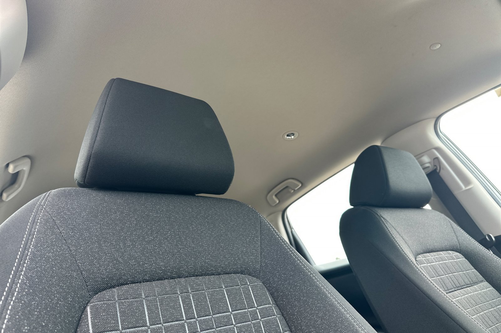Used 2024 Honda HR-V LX image 18