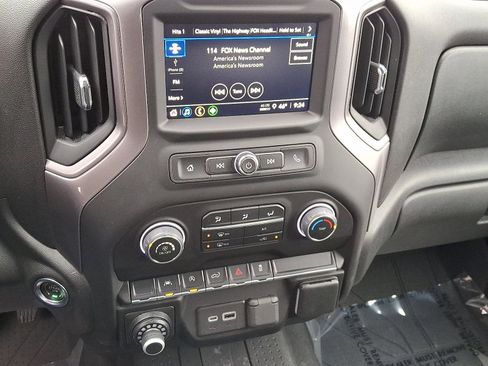 Used 2022 Chevrolet Silverado 1500 Custom w/ Rally Edition image 15