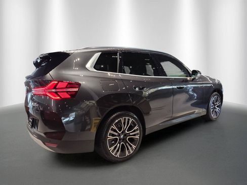 Used 2025 BMW X3 xDrive30i w/ Premium Package AWD/4WD image 7