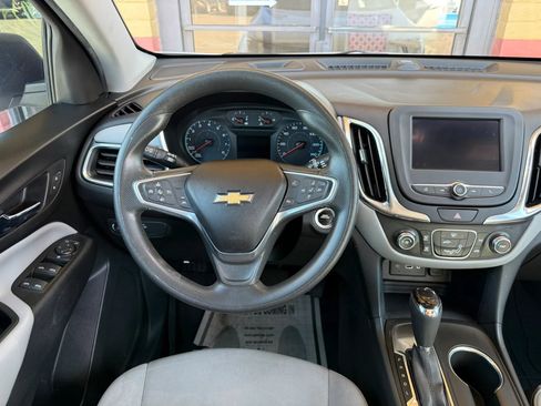 Used 2020 Chevrolet Equinox LS w/ LPO, Floor Liner Package FWD image 29