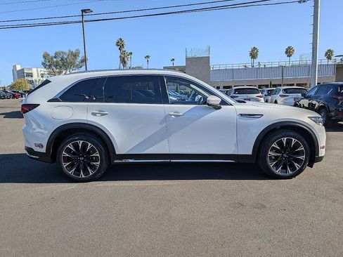 Certified 2024 MAZDA CX-90 Plug-In Hybrid w/ Premium Pkg image 8
