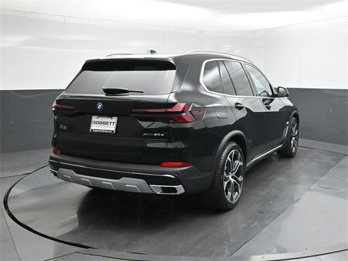 New 2026 BMW X5 xDrive50e w/ Premium Package image 11