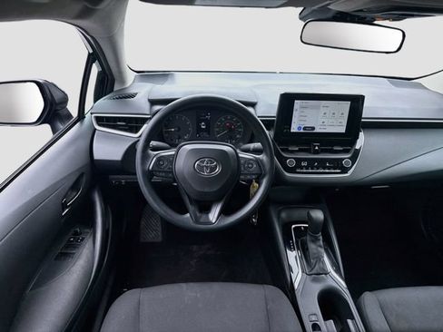 Used 2024 Toyota Corolla LE FWD image 28