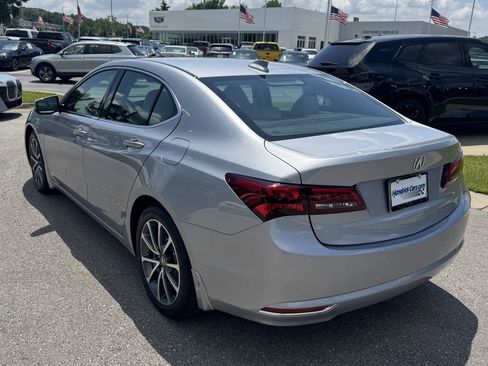 Used 2017 Acura TLX V6 SH-AWD w/ Advance Package image 8