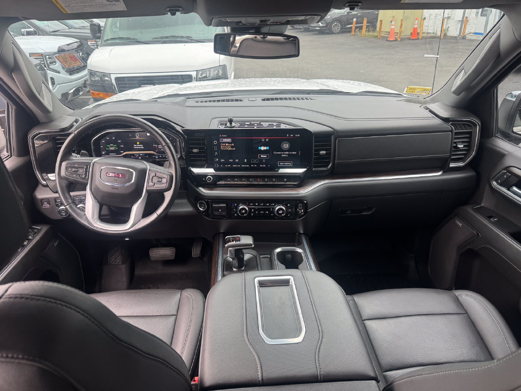 Used 2022 GMC Sierra 1500 SLT w/ SLT Convenience Package AWD/4WD image 12
