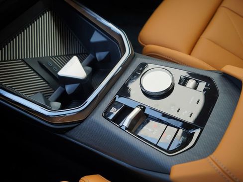 Used 2025 BMW X3 xDrive30i w/ Premium Package image 18