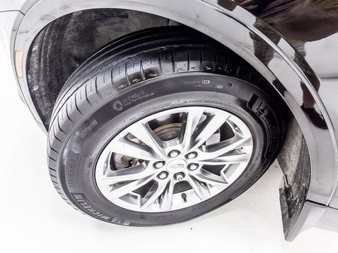 Used 2020 Cadillac XT5 Premium Luxury AWD/4WD image 12