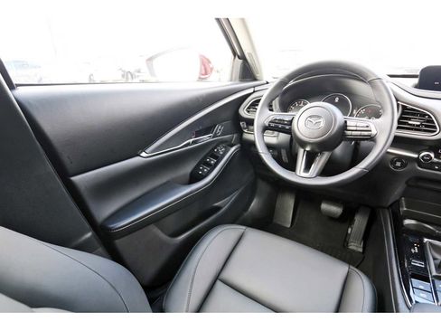 Certified 2025 MAZDA CX-30 AWD 2.5 S w/ Preferred Package image 6