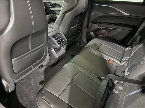 New 2026 Cadillac Lyriq Sport image 37