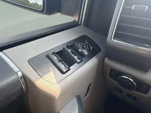 Used 2017 Ford F150 XLT w/ Equipment Group 301A Mid AWD/4WD image 20