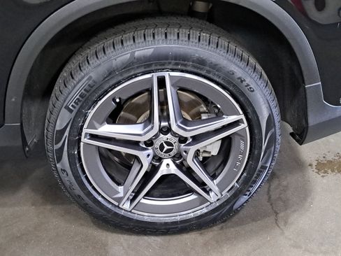 Used 2022 Mercedes-Benz GLC 300 4MATIC image 34