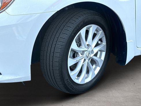 Used 2018 Nissan Sentra SV FWD image 24