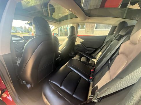 Used 2018 Tesla Model 3 Long Range AWD/4WD image 11